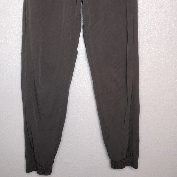 Athleta Women's Printed High Rise Training Workout Running Athletic Joggers - Picture 4 of 13